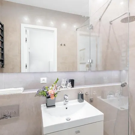 Apartment Luxury 76 Warschau