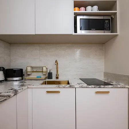 شقة Luxury 76 By Bookinghost